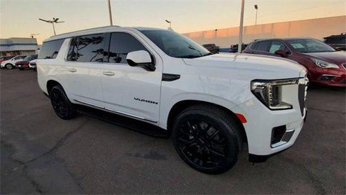 2023 GMC Yukon XL SLT