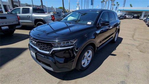 2022 Kia Sorento LX