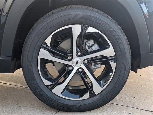 2025 Chevrolet Trax FWD 1RS