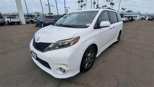 2017 Toyota Sienna SE