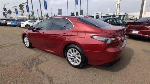 2022 Toyota Camry LE