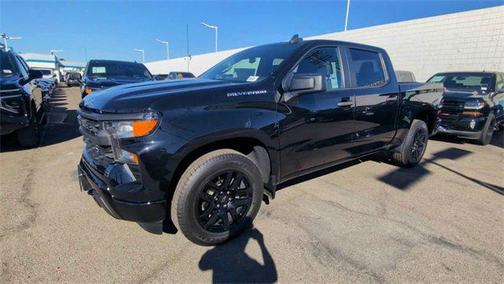 2022 Chevrolet Silverado 1500 Custom