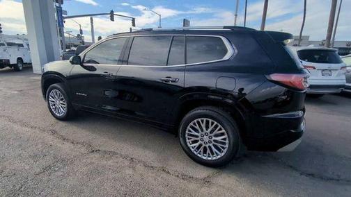 2024 GMC Acadia Denali