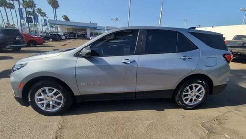 Sterling Gray Metallic 2023 Chevrolet Equinox LS