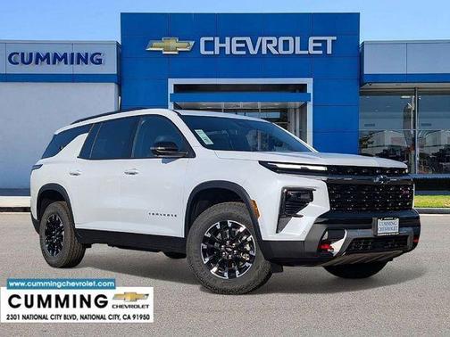 Polar White Tricoat 2026 Chevrolet Traverse AWD Z71