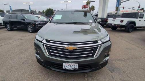 Silver Sage Metallic 2023 Chevrolet Traverse LT Cloth