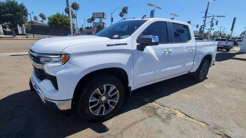 Summit White 2022 Chevrolet Silverado 1500 LT