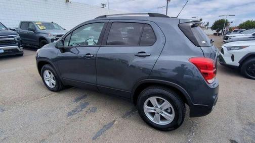Shadow Gray Metallic 2021 Chevrolet Trax LT