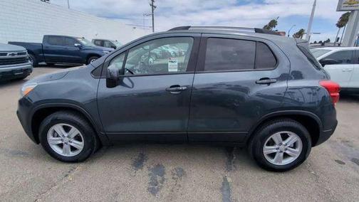 Shadow Gray Metallic 2021 Chevrolet Trax LT