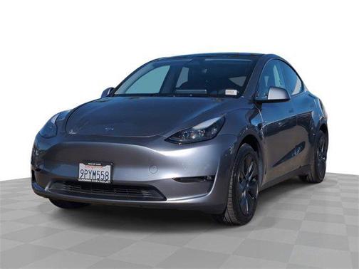 2025 Tesla Model Y Long Range Dual Motor All-Wheel Drive