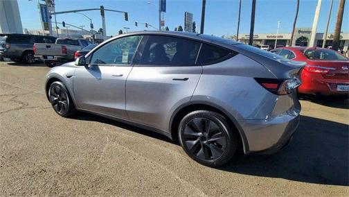 2025 Tesla Model Y Long Range Dual Motor All-Wheel Drive