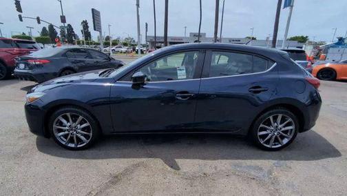 Deep Crystal Blue Mica 2018 Mazda Mazda3 Touring