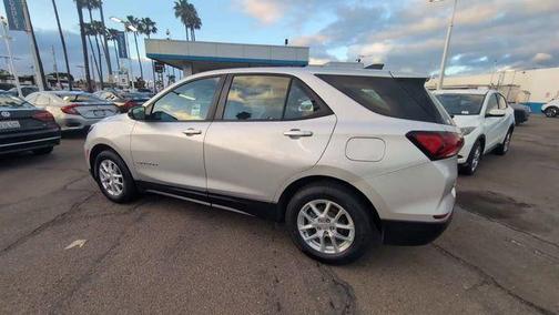 2022 Chevrolet Equinox LS