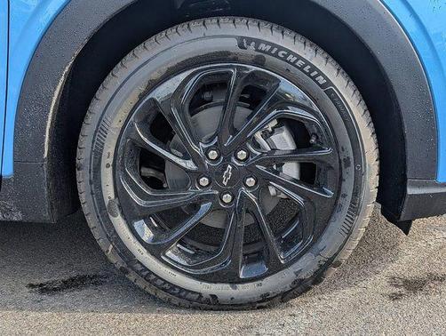 Marina Blue Metallic 2027 Chevrolet Bolt RS