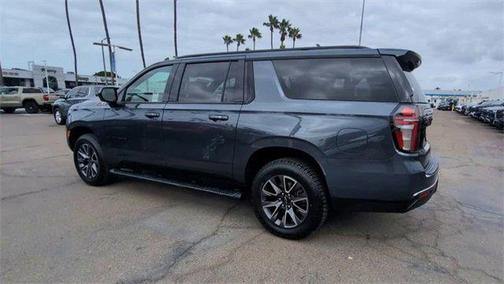 2021 Chevrolet Suburban 4WD Z71
