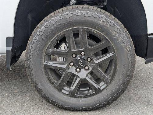 Summit White 2026 Chevrolet Silverado 1500 LT Trail Boss