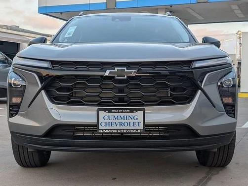 Sterling Gray Metallic 2026 Chevrolet Trax LT