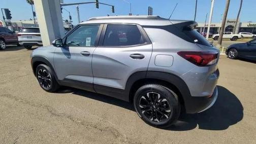 Sterling Gray Metallic 2023 Chevrolet Trailblazer LT