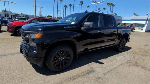 2022 Chevrolet Silverado 1500 Custom