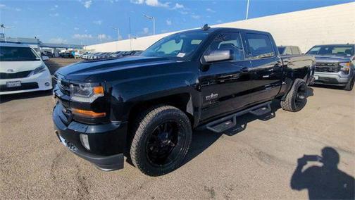 2017 Chevrolet Silverado 1500 2LT