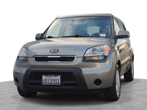 2010 Kia Soul +