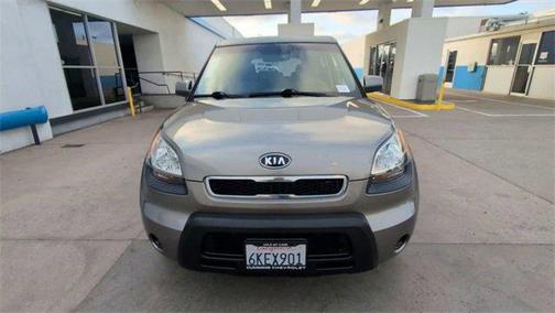 2010 Kia Soul +