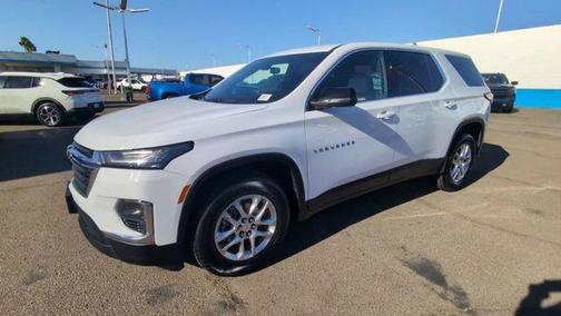 2023 Chevrolet Traverse LS