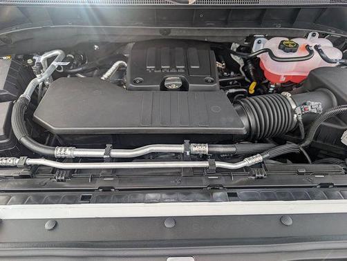 Summit White 2026 Chevrolet Silverado 1500 LT