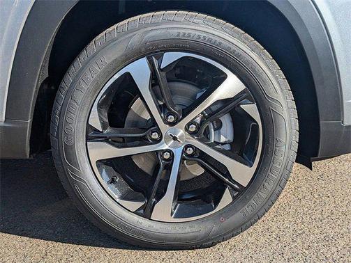 2025 Chevrolet Trax FWD 1RS