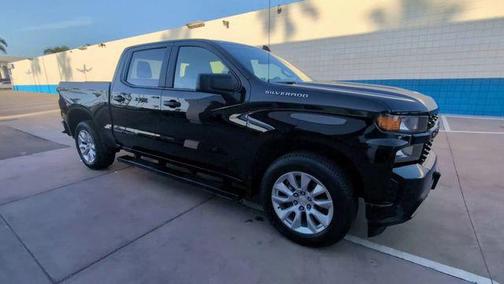 2022 Chevrolet Silverado 1500 Custom