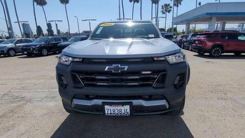 Sterling Gray Metallic 2026 Chevrolet Colorado Trail Boss