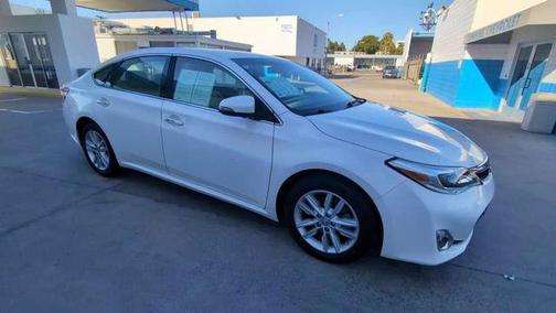 Blizzard Pearl 2014 Toyota Avalon XLE