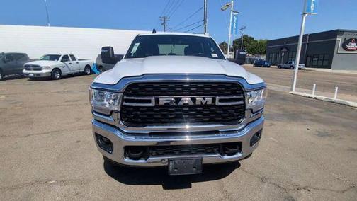 Bright White Clearcoat 2023 RAM 2500 Big Horn Crew Cab 4x4 6'4' Box