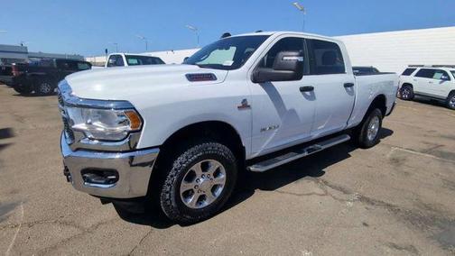 Bright White Clearcoat 2023 RAM 2500 Big Horn Crew Cab 4x4 6'4' Box