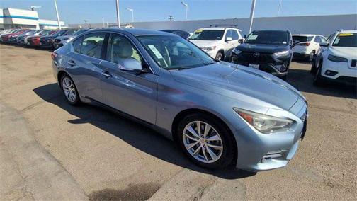 2014 INFINITI Q50 Premium