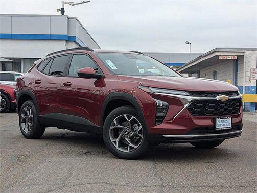 2025 Chevrolet Trax LT