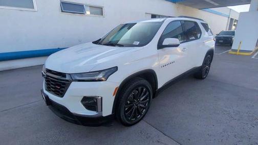 Summit White 2023 Chevrolet Traverse RS