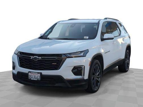 Summit White 2023 Chevrolet Traverse RS