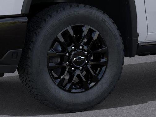 Summit White 2026 Chevrolet Silverado 2500 LTZ