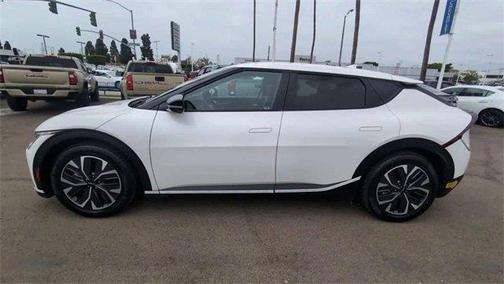 2022 Kia EV6 Light