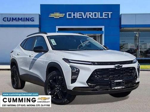 Summit White 2026 Chevrolet Trax FWD ACTIV