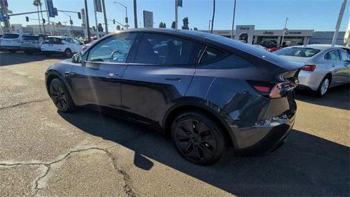 2025 Tesla Model Y Long Range Dual Motor Rear-Wheel Drive