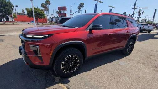 Radiant Red Tintcoat 2025 Chevrolet Traverse AWD Z71