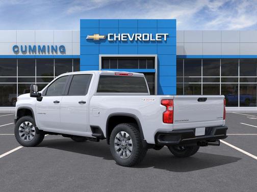 Summit White 2026 Chevrolet Silverado 2500 Custom