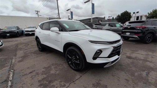 2025 Chevrolet Blazer 2LT