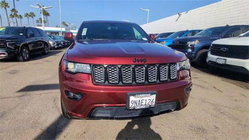 2022 Jeep Grand Cherokee Laredo