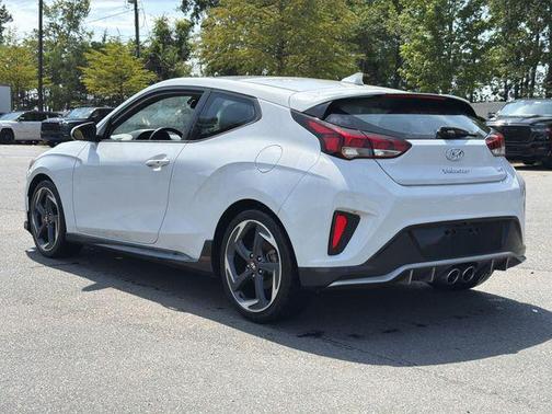 Chalk White 2019 Hyundai Veloster Base