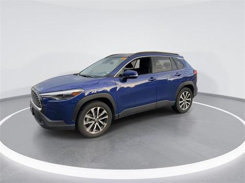 2024 Toyota Corolla Cross XLE