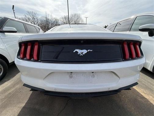 2021 Ford Mustang EcoBoost