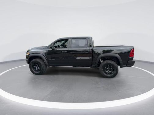 Diamond Black Crystal Pearlcoat 2026 RAM 1500 RHO Crew Cab 4x4 5'7' Box
